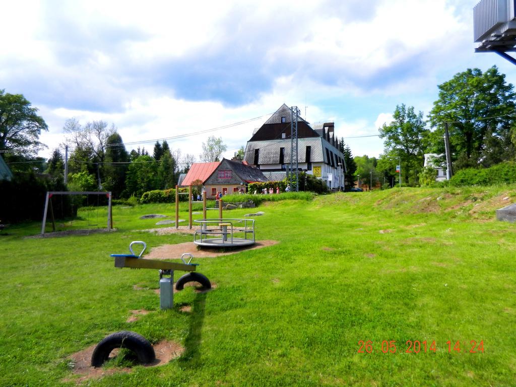 Horsky Hotel Jelinek Bedrichov  Exterior photo